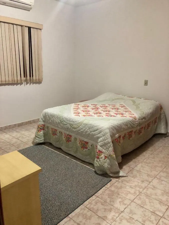 Holiday home Casa 3/4 Com Piscina E Mesa De Sinuca Em Caldas Novas
